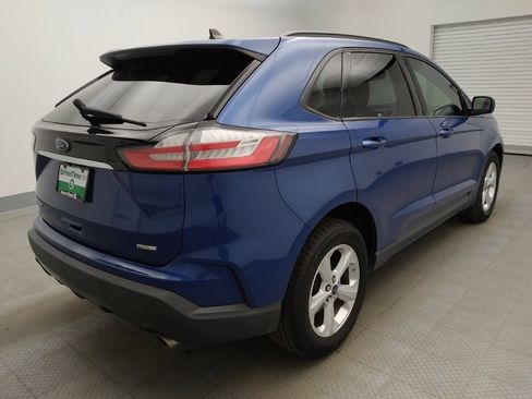 Used 2020 Ford Edge SE FWD image 10