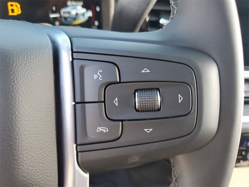 New 2025 GMC Sierra 2500 SLT w/ SLT Premium Package image 29