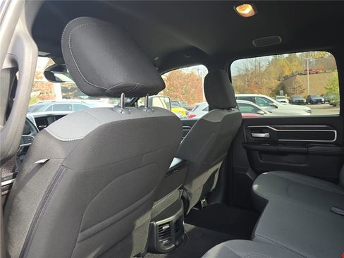 Used 2024 RAM 2500 Big Horn w/ Bed Utility Group image 17