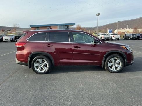 Used 2018 Toyota Highlander Limited image 4