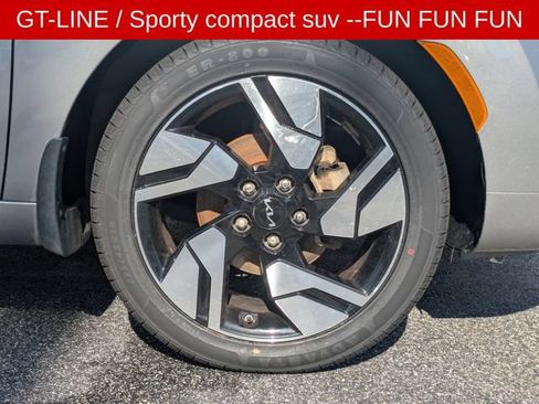 Used 2023 Kia Soul GT-Line FWD image 11
