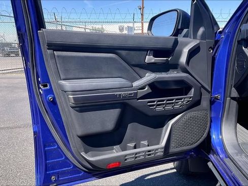 Used 2024 Toyota Tacoma TRD Sport AWD/4WD image 18