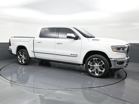 Used 2024 RAM 1500 Limited AWD/4WD image 8