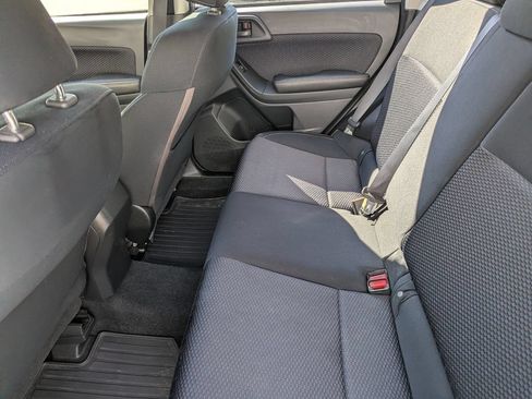 Used 2018 Subaru Forester 2.5i w/ Alloy Wheel Package AWD/4WD image 7