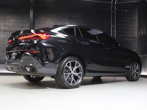 Used 2023 BMW X6 xDrive40i w/ M Sport Package image 13