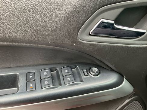 Used 2015 Chevrolet Colorado LT w/ Luxury Package image 25