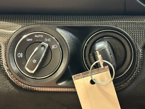 Certified 2022 Porsche 718 Cayman GT4 RWD image 12