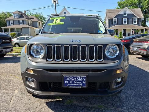 Used 2016 Jeep Renegade Latitude w/ Safety & Security Group AWD/4WD image 2