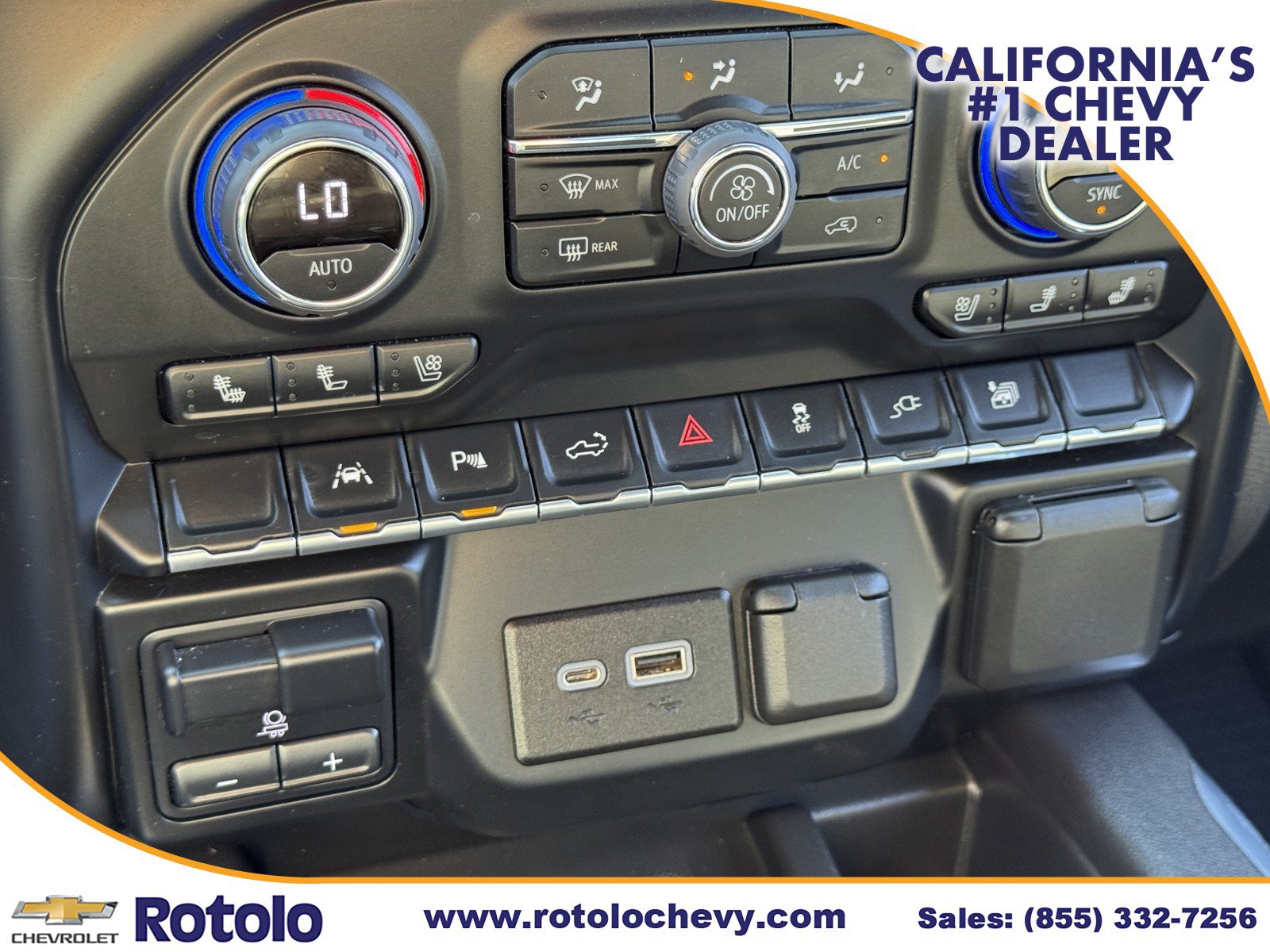 Used 2022 Chevrolet Silverado 1500 High Country w/ Technology Package AWD/4WD image 19