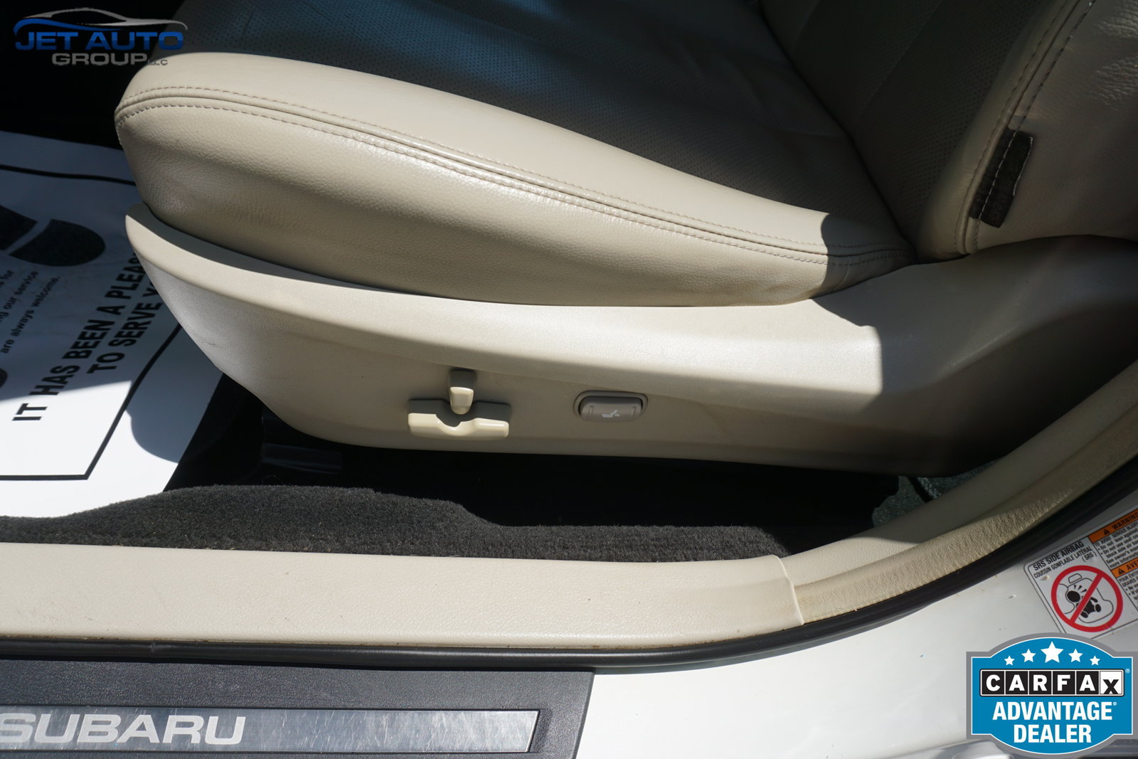 Used 2011 Subaru Legacy 2.5i Limited w/ Appearance Package 1H AWD/4WD image 26