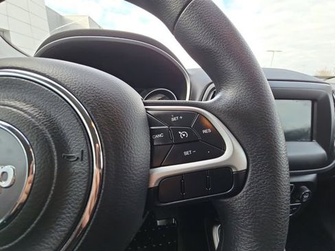 Used 2020 Jeep Compass Sport image 12