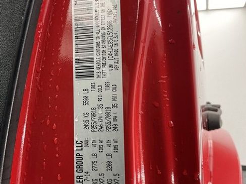 Used 2015 Jeep Wrangler Unlimited Sahara w/ Connectivity Group image 18