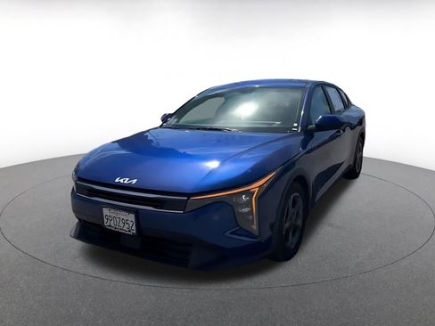 Used 2025 Kia K4 LXS image 7