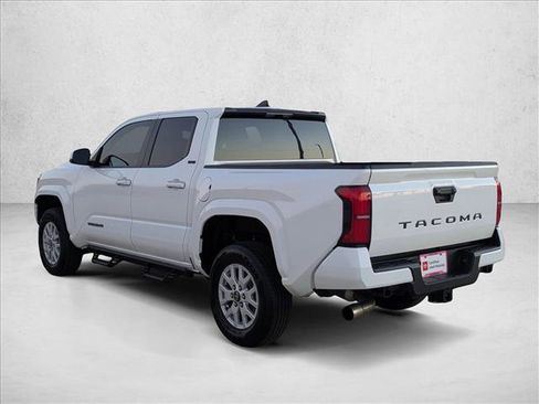 Certified 2025 Toyota Tacoma SR5 image 7