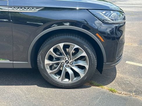 New 2026 Lincoln Aviator Reserve RWD image 13