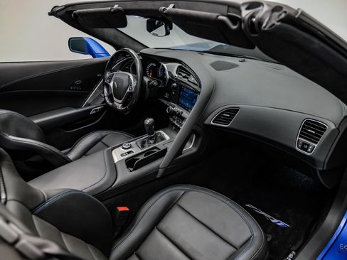 Used 2019 Chevrolet Corvette ZR1 RWD image 59