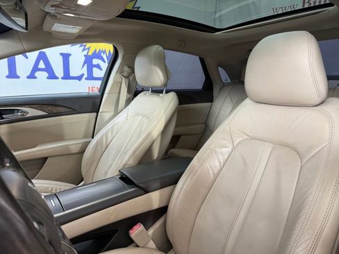 Used 2017 Lincoln MKZ Reserve w/ Technology Package image 9