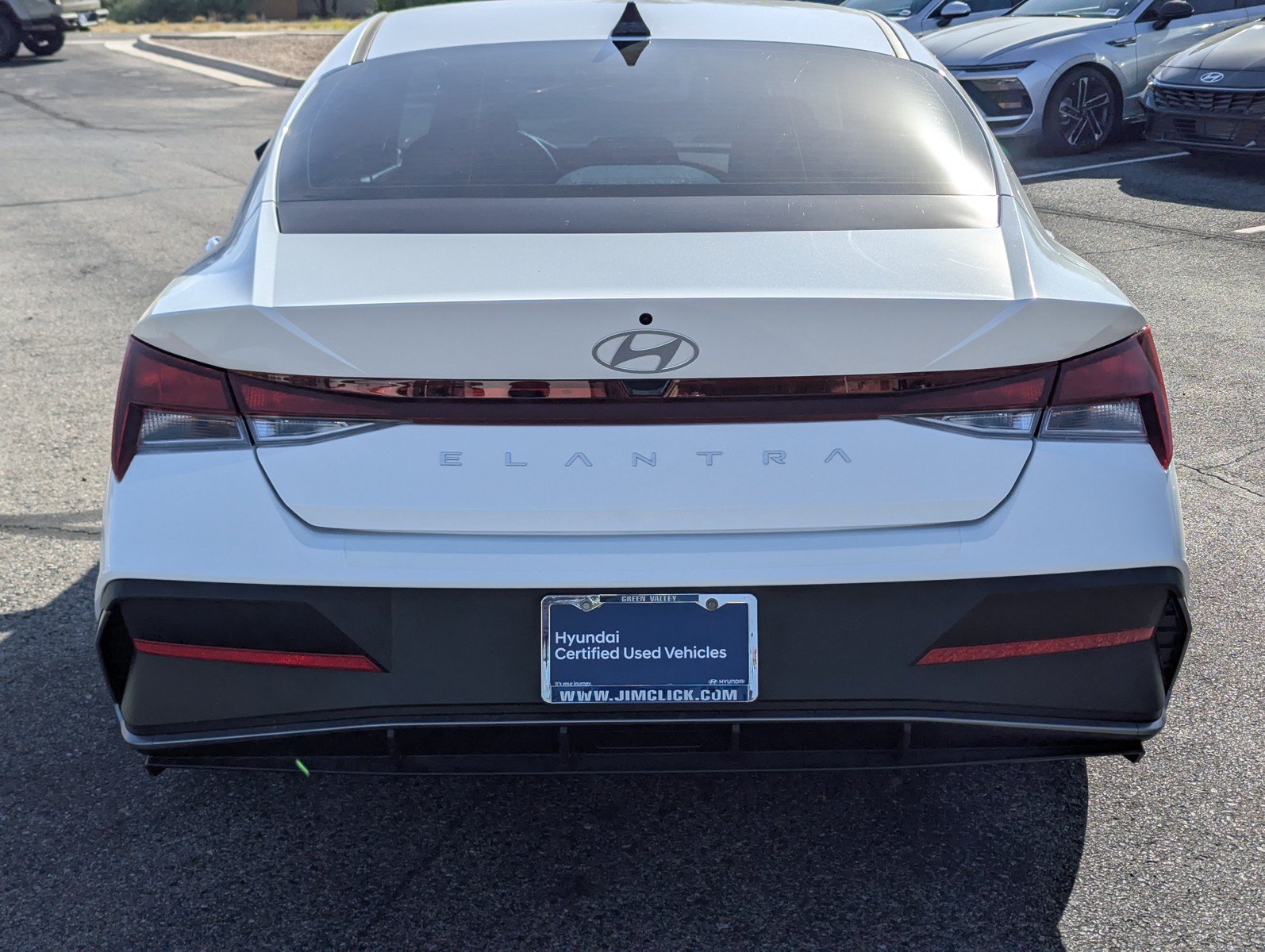 Certified 2026 Hyundai Elantra SE w/ Cargo Package FWD image 3