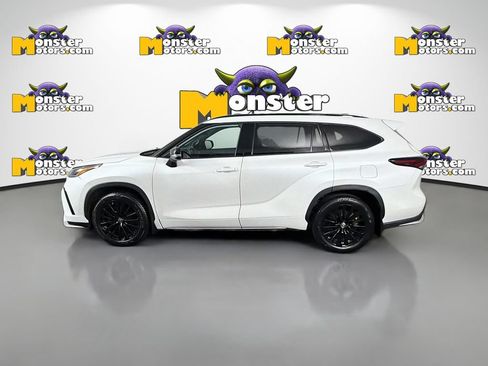 Used 2024 Toyota Highlander XSE AWD/4WD image 8