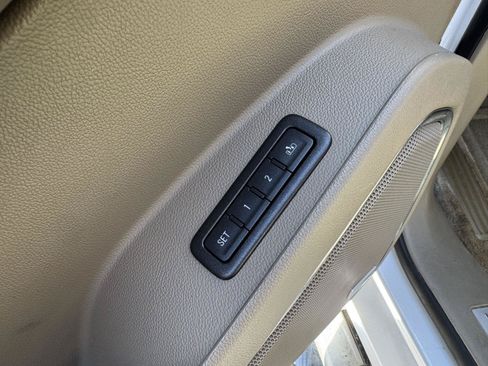 Used 2016 Chevrolet Suburban LT AWD/4WD image 14