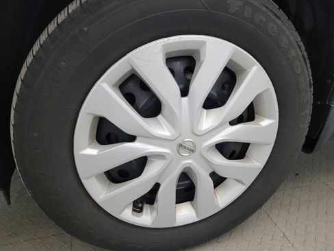 Used 2016 Nissan Rogue S AWD/4WD image 31