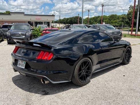 Used 2015 Ford Mustang GT Premium RWD image 7