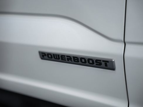 Certified 2023 Ford F150 Platinum AWD/4WD image 19