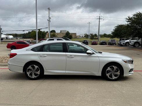 Used 2020 Honda Accord EX-L image 6
