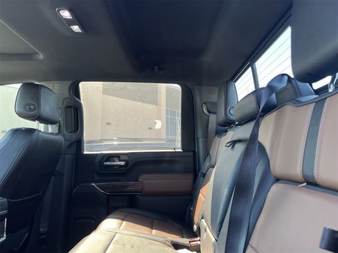 Used 2020 Chevrolet Silverado 2500 High Country w/ Z71 Off-Road Package image 9