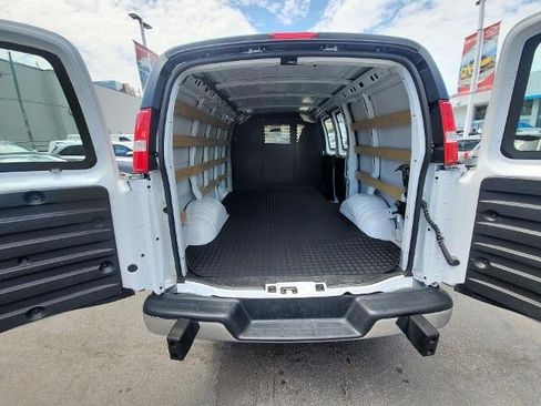 Used 2025 Chevrolet Express 2500 w/ Driver Convenience Package RWD image 27