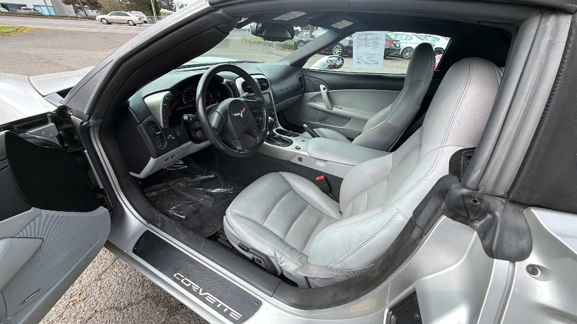 Used 2005 Chevrolet Corvette Convertible w/ Preferred Equipment Group RWD image 7