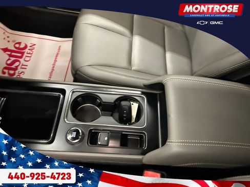 Used 2024 Lincoln Corsair AWD image 16