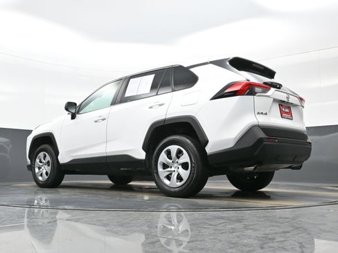 Used 2024 Toyota RAV4 LE image 28