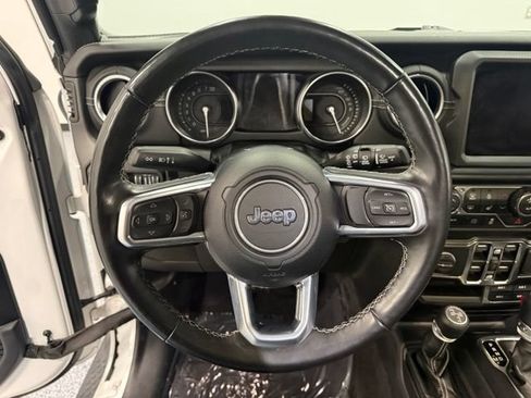 Used 2021 Jeep Wrangler Unlimited Sahara w/ Cold Weather Group AWD/4WD image 22