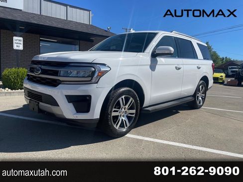 Used 2024 Ford Expedition XLT AWD/4WD image 1