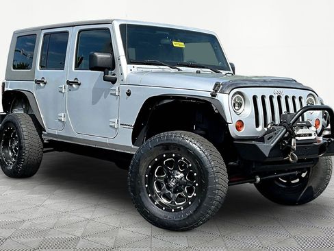 Used 2011 Jeep Wrangler Unlimited Sport w/ Mopar Chrome Edition Group image 3