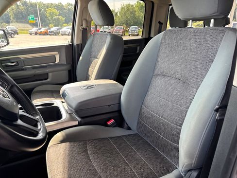 Used 2018 RAM 1500 Big Horn AWD/4WD image 23
