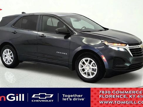 Used 2022 Chevrolet Equinox LS w/ LS Convenience Package FWD image 1