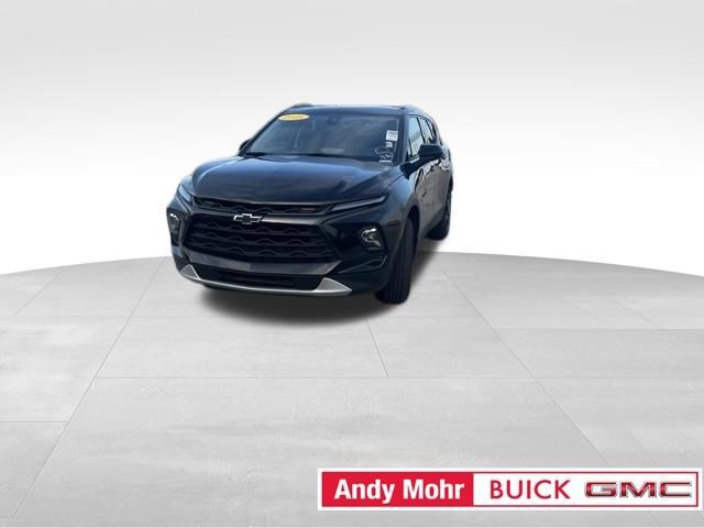 Used 2025 Chevrolet Blazer LT w/ Convenience Package FWD image 18
