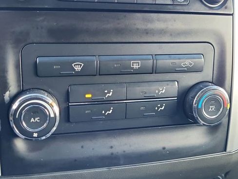 Used 2014 Nissan Xterra S image 22