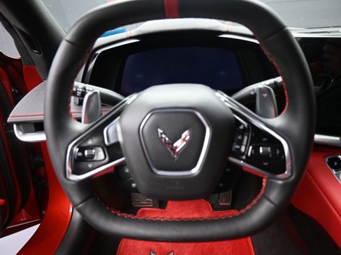 Used 2022 Chevrolet Corvette Stingray Preferred Cpe w/ Z51 Performance Package RWD image 14
