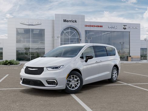 New 2026 Chrysler Pacifica Select FWD image 1