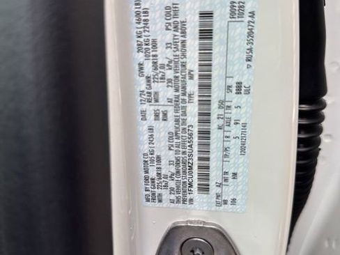 New 2025 Ford Escape ST-Line w/ Equipment Group 301A image 38