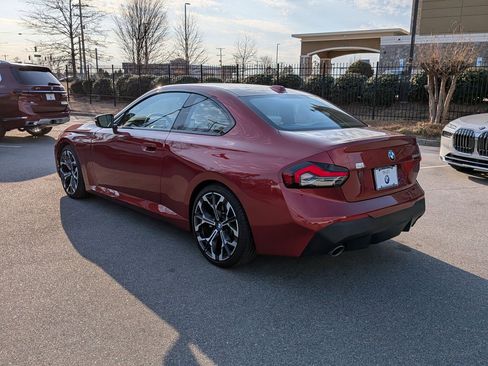 Used 2025 BMW 230i Coupe w/ M Sport Package image 5