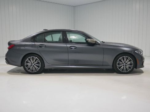 Used 2022 BMW M340i xDrive w/ Driving Assistance Package image 4