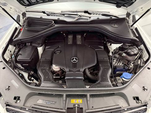 Used 2019 Mercedes-Benz GLE 400 4MATIC w/ Premium 1 Package image 8