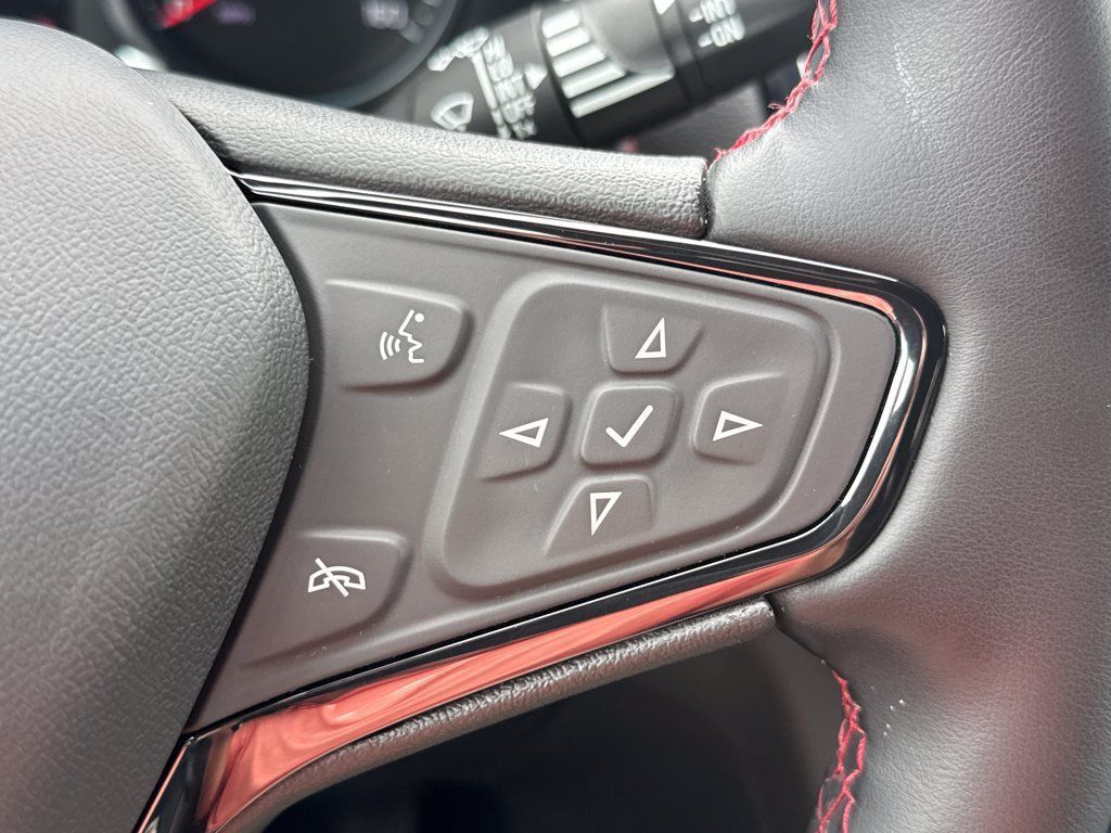 Certified 2024 Chevrolet Equinox RS w/ RS Leather Package AWD/4WD image 24