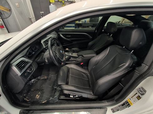 Used 2020 BMW 430i xDrive Coupe w/ Convenience Package image 11