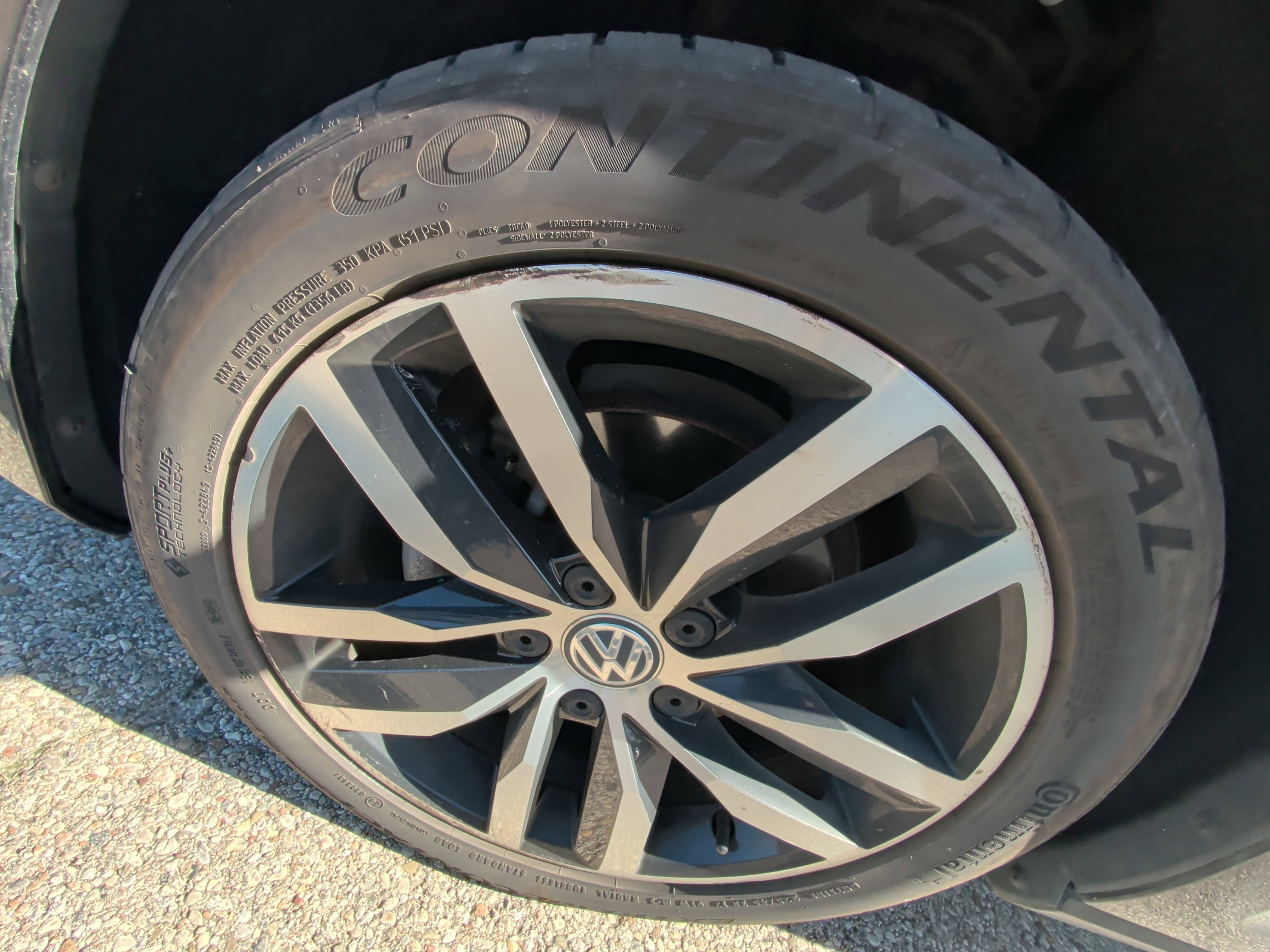 Used 2016 Volkswagen Golf S FWD image 23