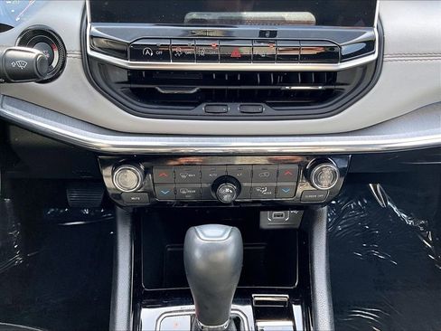 Used 2024 Jeep Compass Limited AWD/4WD image 26
